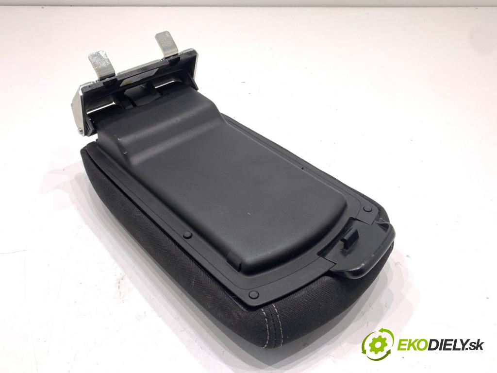 PEUGEOT 308 II liftback 2020 96 kW 1.2 THP 130 1199 loketní opěrka 1799672XZD (Loketní opěrka)