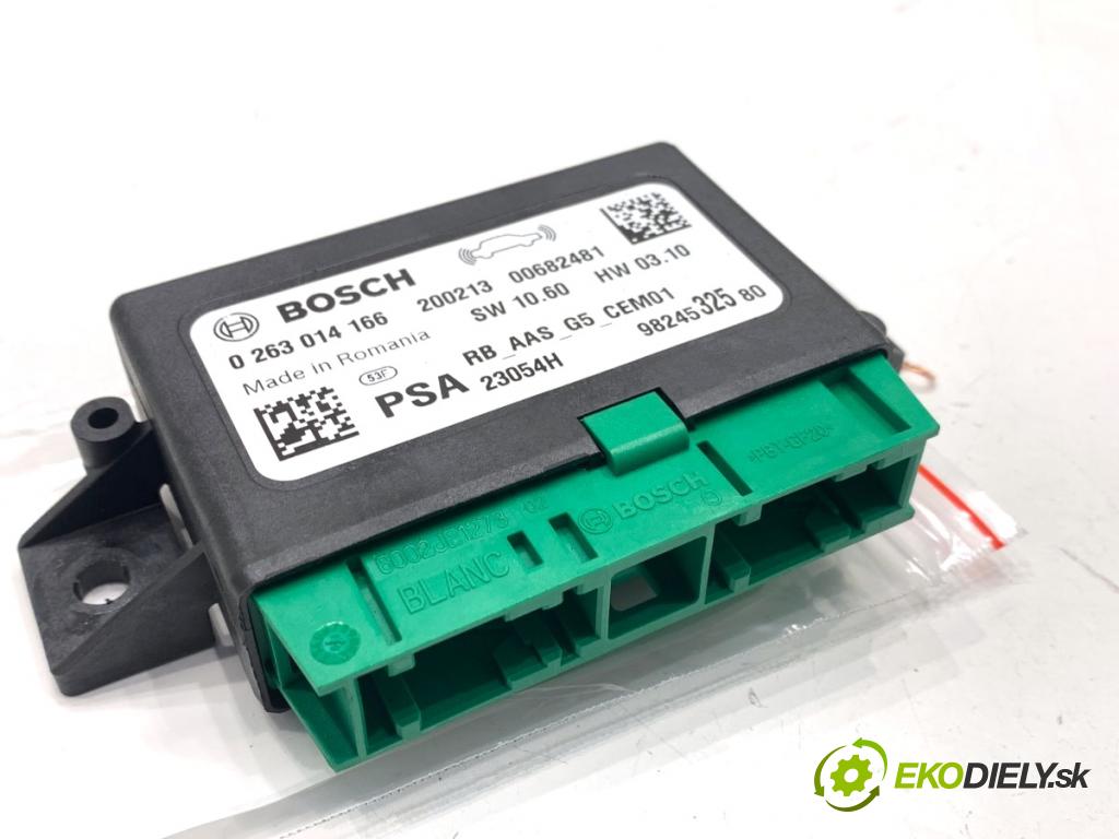 PEUGEOT 308 II liftback 2020 96 kW 1.2 THP 130 1199 Modul PDC 9824532580 (Riadiaca jednotka ostatné)