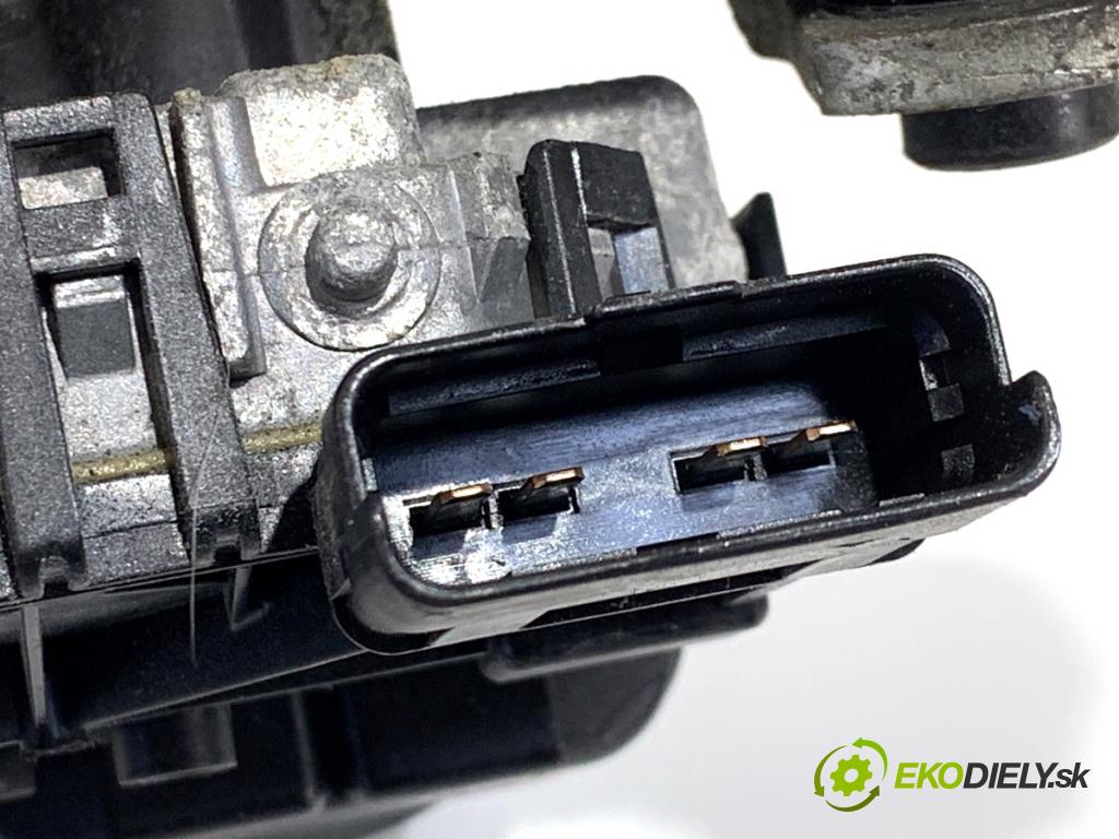 PEUGEOT 308 II liftback 2020 96 kW 1.2 THP 130 1199 Mechanizmus stieračov predný 9810327980 (Motorček stieračov predný)