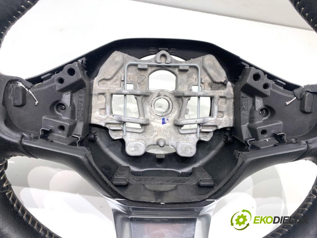 PEUGEOT 308 II liftback 2020 96 kW 1.2 THP 130 1199 Volant 6236896 (Volant)