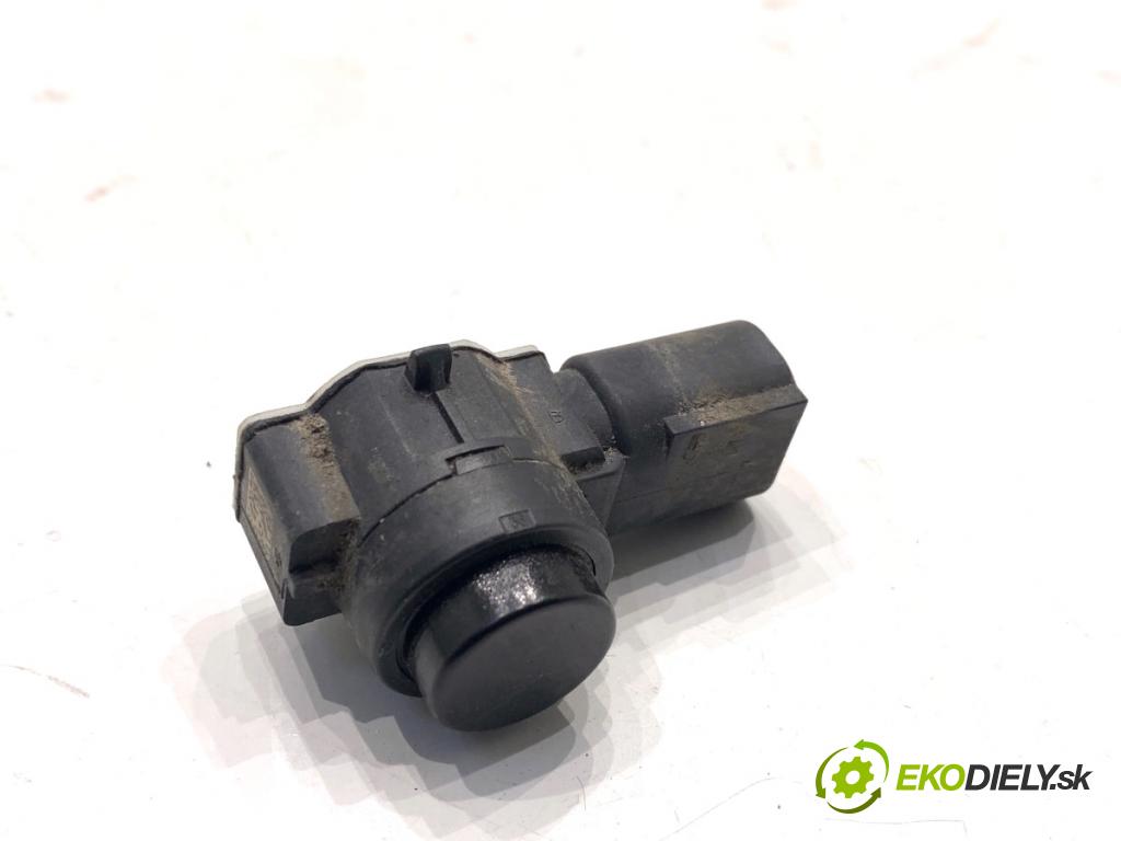 PEUGEOT 308 II liftback 2020 96 kW 1.2 THP 130 1199 snímač PDC 9675202477XT