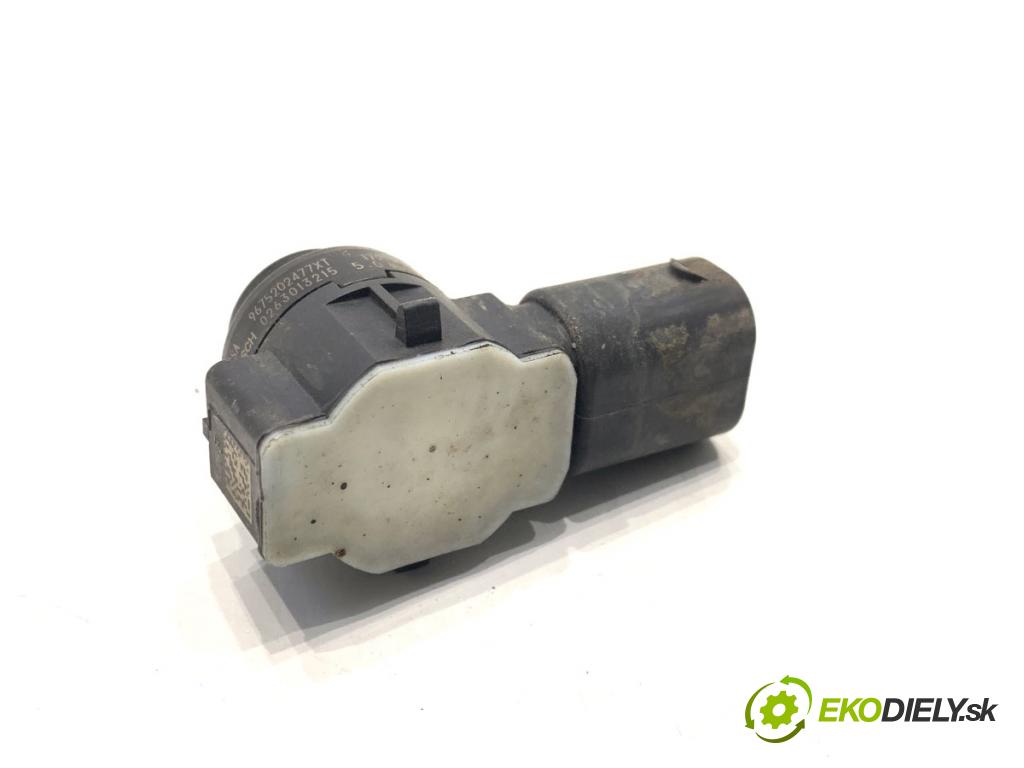 PEUGEOT 308 II liftback 2020 96 kW 1.2 THP 130 1199 snímač PDC 9675202477XT