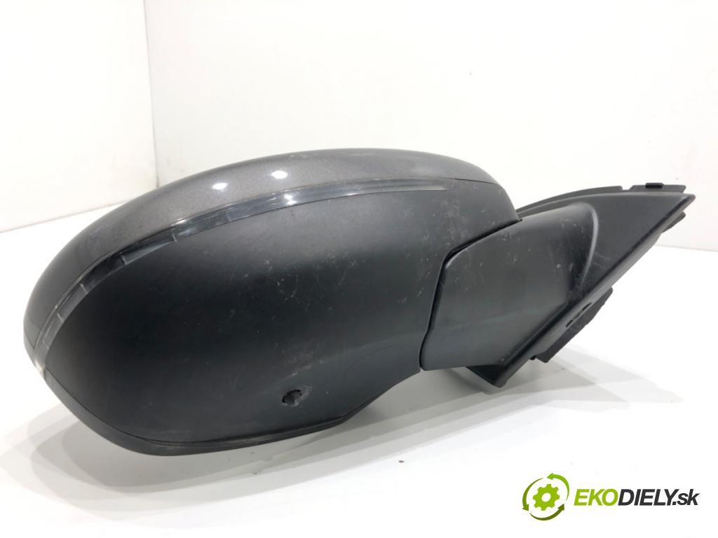 PEUGEOT 308 II liftback 2020 96 kW 1.2 THP 130 1199 zpětné zrcátko pravý