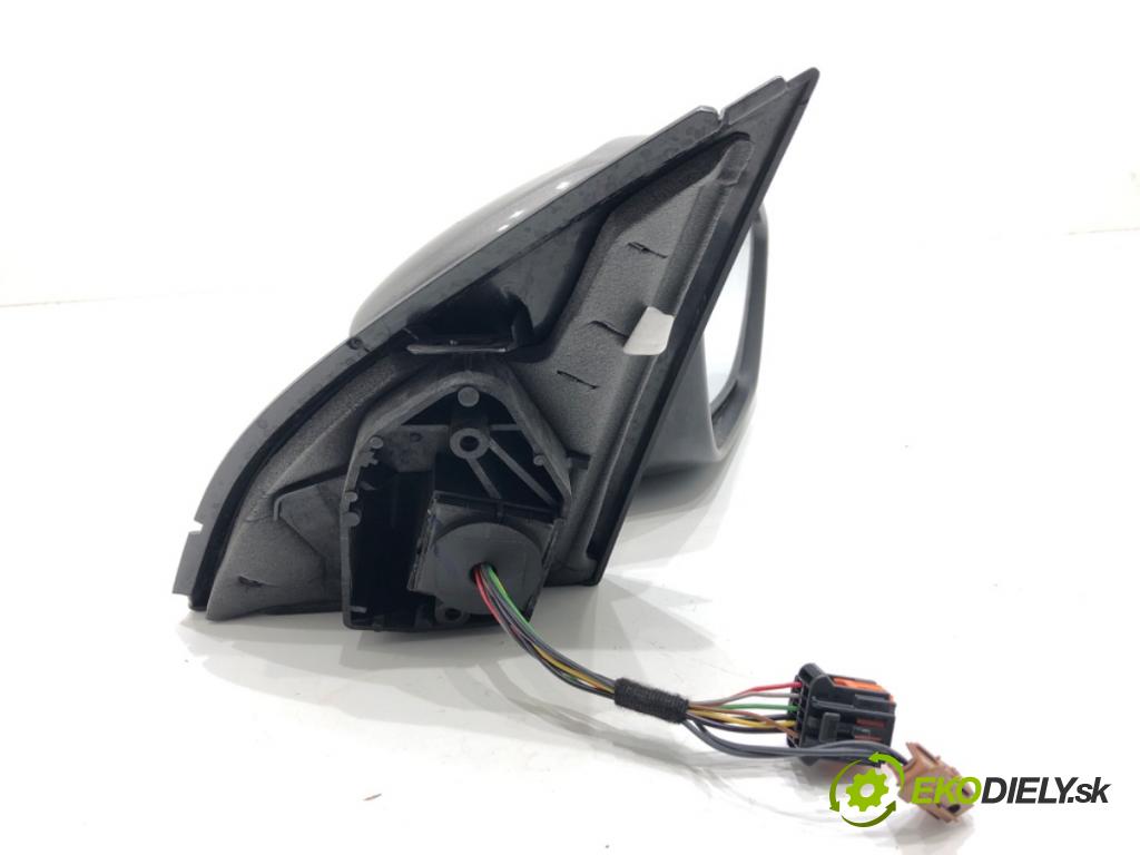 PEUGEOT 308 II liftback 2020 96 kW 1.2 THP 130 1199 zpětné zrcátko pravý