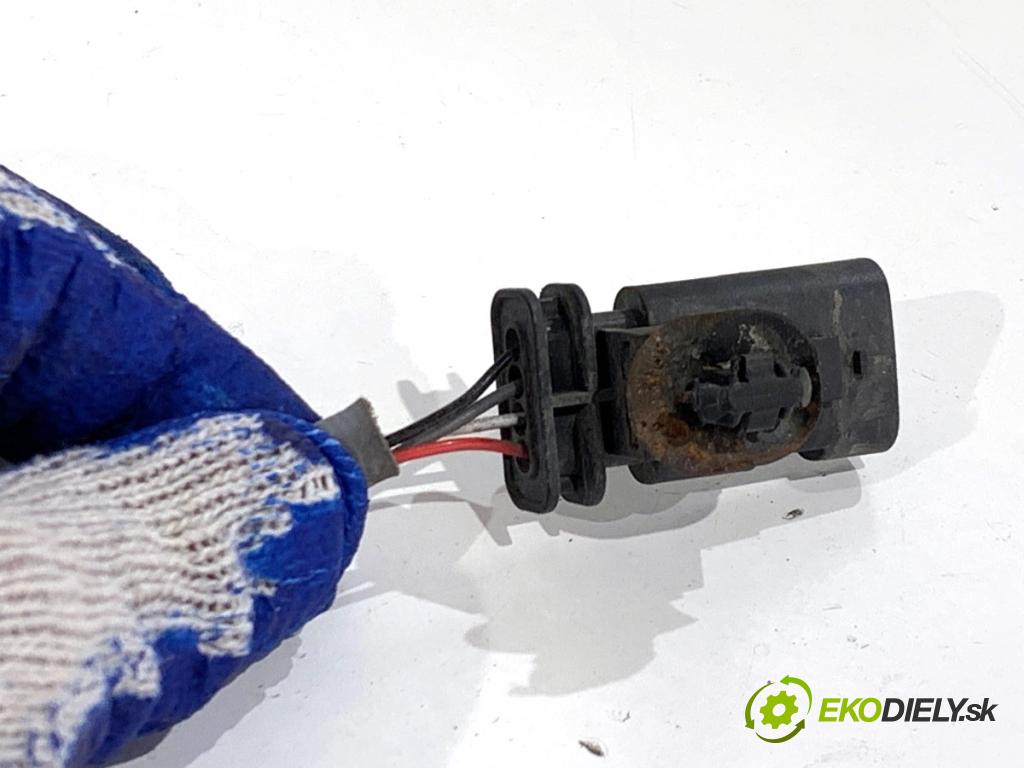 PEUGEOT 308 II liftback 2020 96 kW 1.2 THP 130 1199 sonda lambda zad 9813838380 (Lambda sonda)