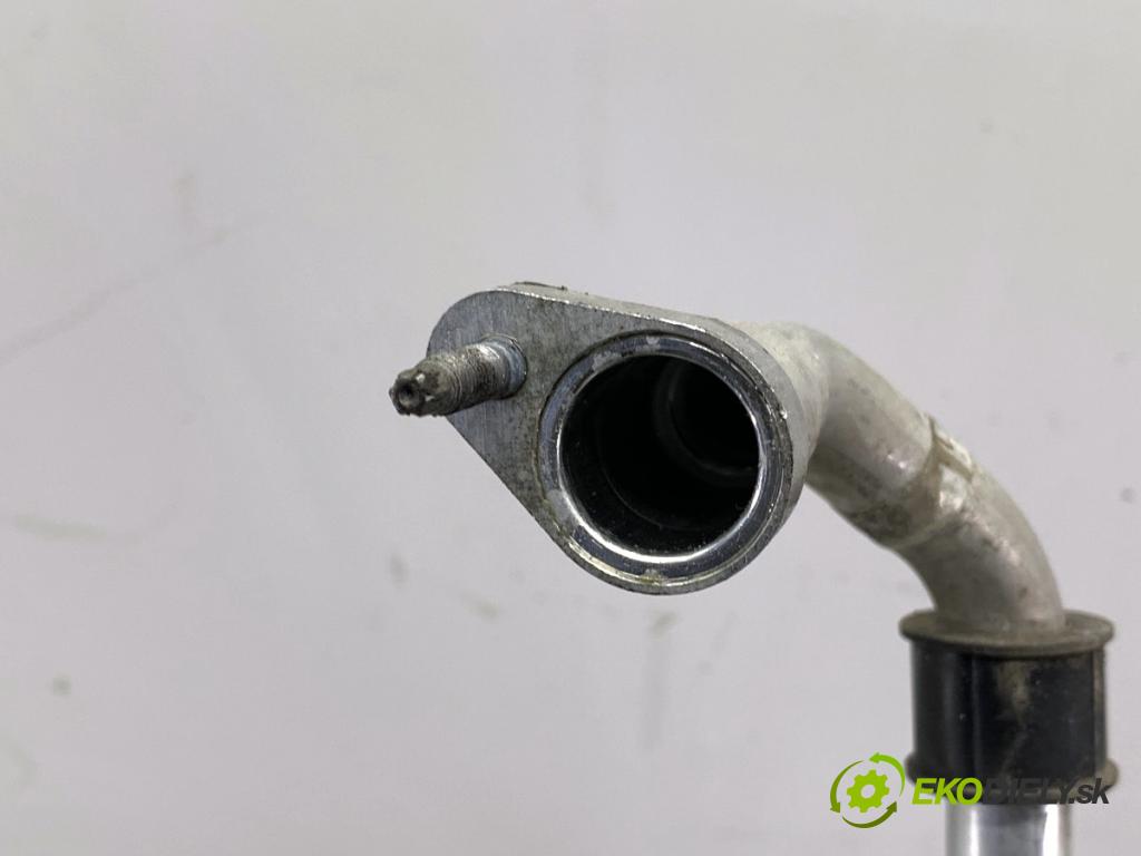 PEUGEOT 308 II liftback 2020 96 kW 1.2 THP 130 1199 rúrka klimatizace 9831702080 (Trubka klimatizace)