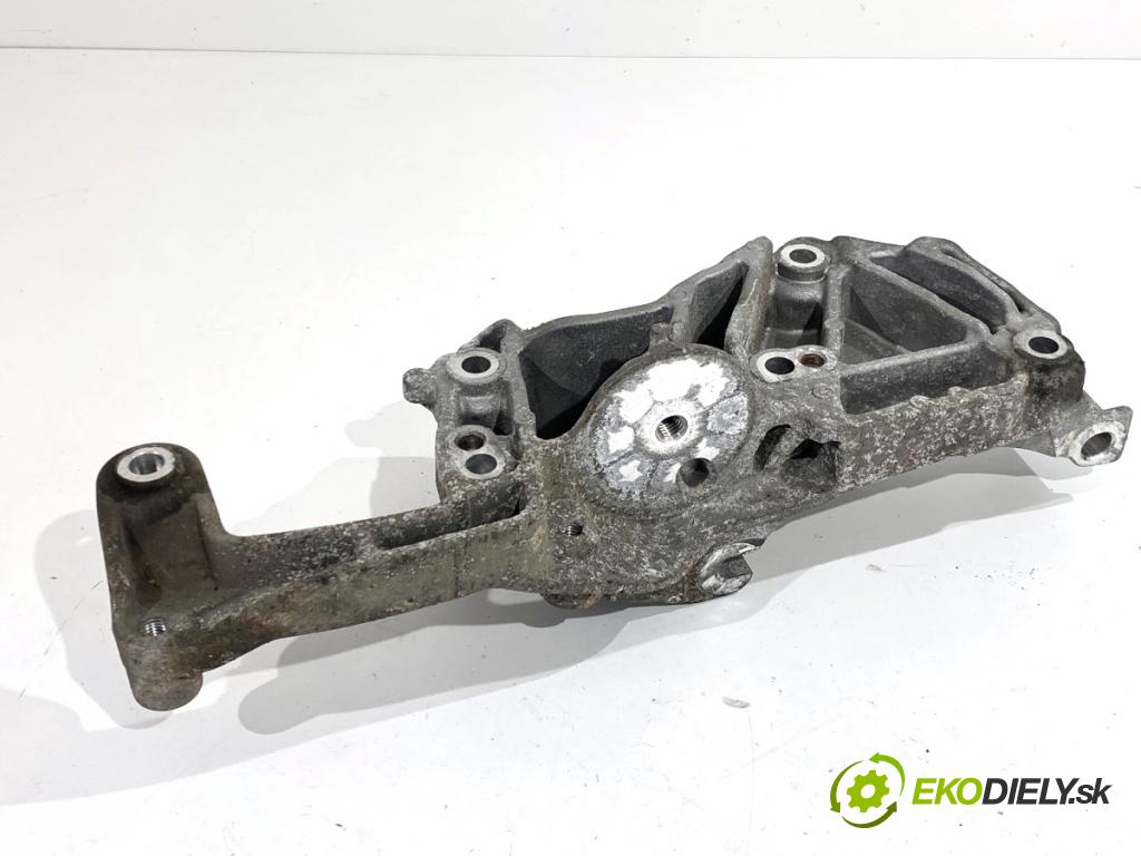 PEUGEOT 308 II liftback 2020 96 kW 1.2 THP 130 1199 držák alternátora 9809714680