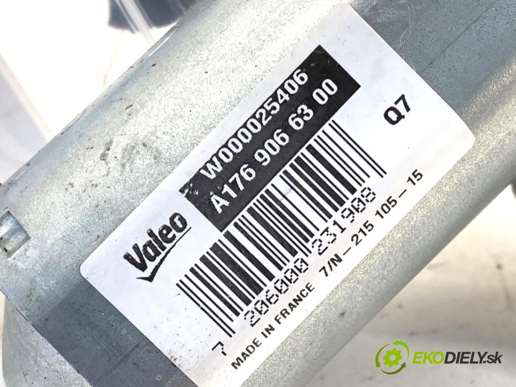 MERCEDES-BENZ W176 liftback 2015 90 kW A 180 (176.042) 1595 Motor stieračov zad A1769066300