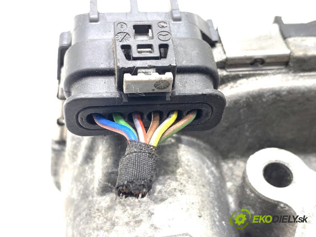 MERCEDES-BENZ W176 liftback 2015 90 kW A 180 (176.042) 1595 Škrtiaca klapka A2701410025 (Škrtiaca klapka)