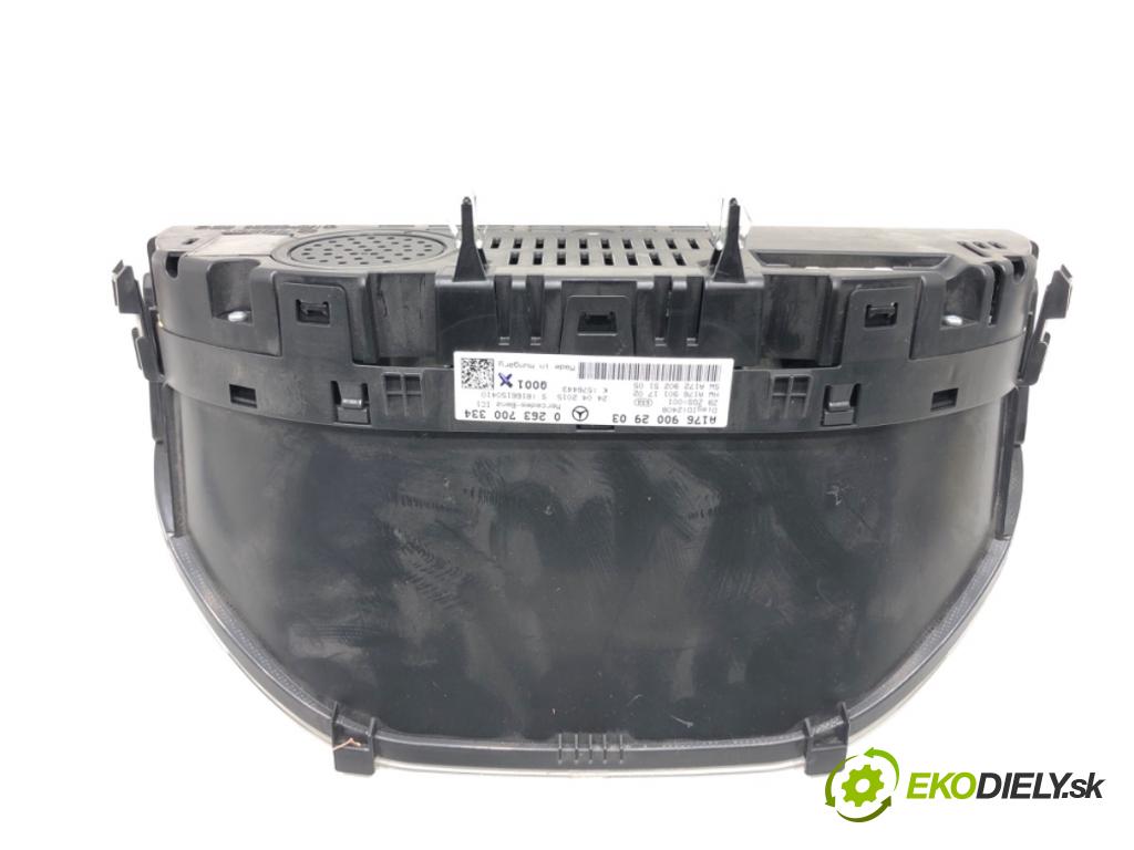 MERCEDES-BENZ W176 liftback 2015 90 kW A 180 (176.042) 1595 Prístrojovka A1769002903 (Prístrojová doska)