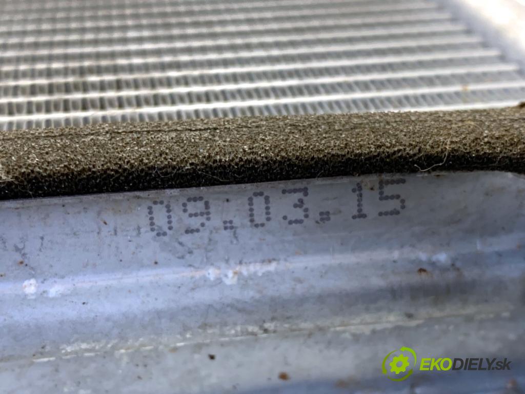 MERCEDES-BENZ W176 liftback 2015 90 kW A 180 (176.042) 1595 topné těleso radiátor topení  (Radiátor topení)