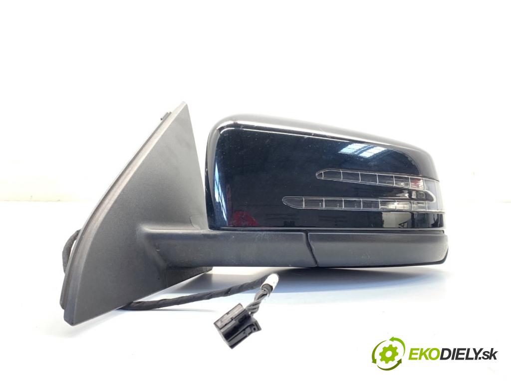 MERCEDES-BENZ W176 liftback 2015 90 kW A 180 (176.042) 1595 zpětné zrcátko levý 