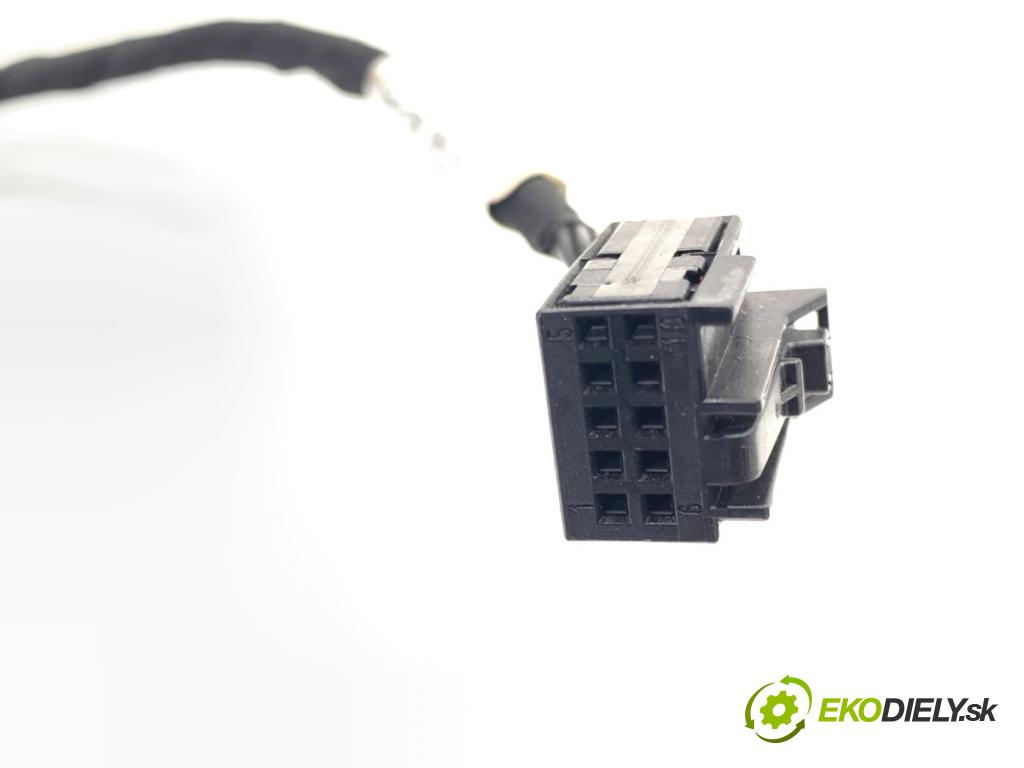 MERCEDES-BENZ W176 liftback 2015 90 kW A 180 (176.042) 1595 zpětné zrcátko levý