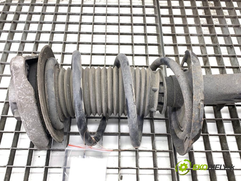 MERCEDES-BENZ W176 liftback 2015 90 kW A 180 (176.042) 1595 tlumič levý přední část ZE A1763202938