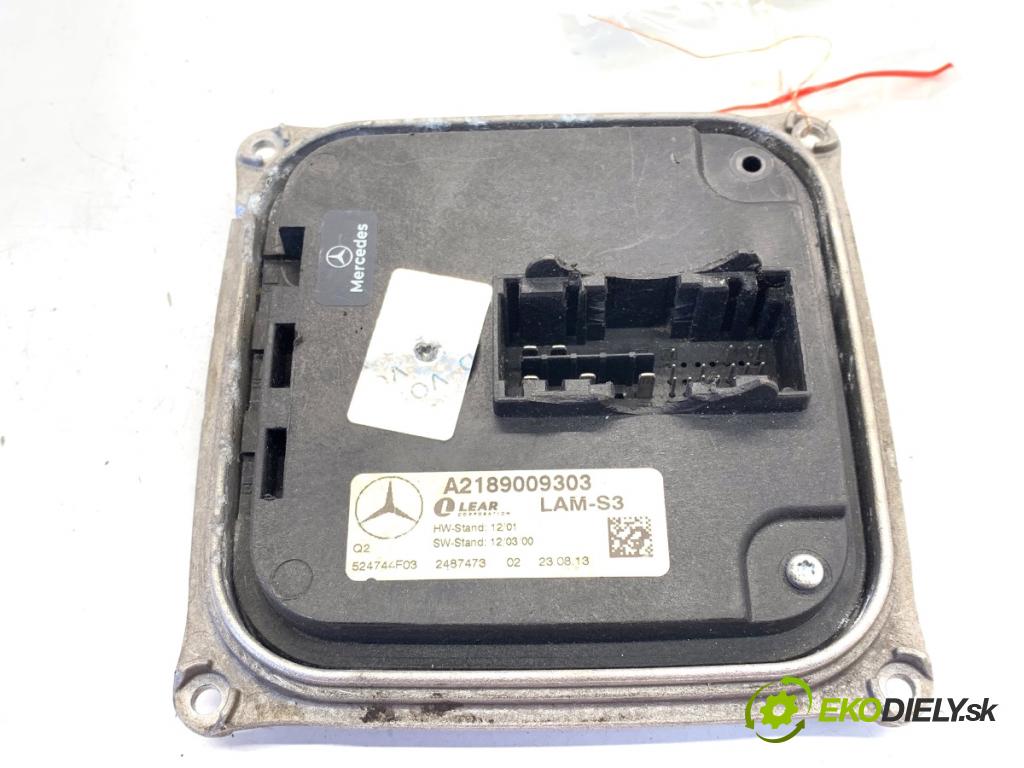 MERCEDES-BENZ W176 liftback 2015 90 kW A 180 (176.042) 1595 měnič LED A2189009303