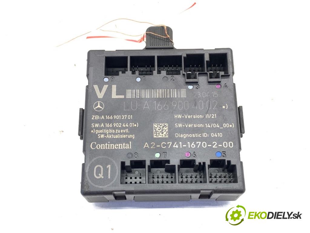 MERCEDES-BENZ W176 liftback 2015 90 kW A 180 (176.042) 1595 Modul Dvere predný ľavy A1669013701