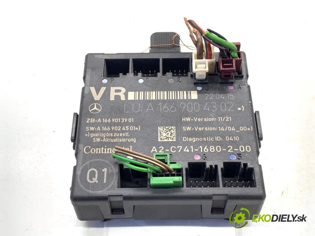 MERCEDES-BENZ W176 liftback 2015 90 kW A 180 (176.042) 1595 Modul Dvere predný pravy A1669004302