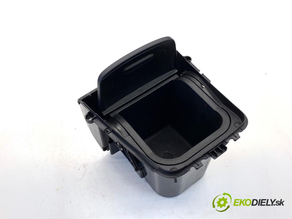 MERCEDES-BENZ W176 liftback 2015 90 kW A 180 (176.042) 1595 Priehradka, kastlík TUNEL: A1766807400