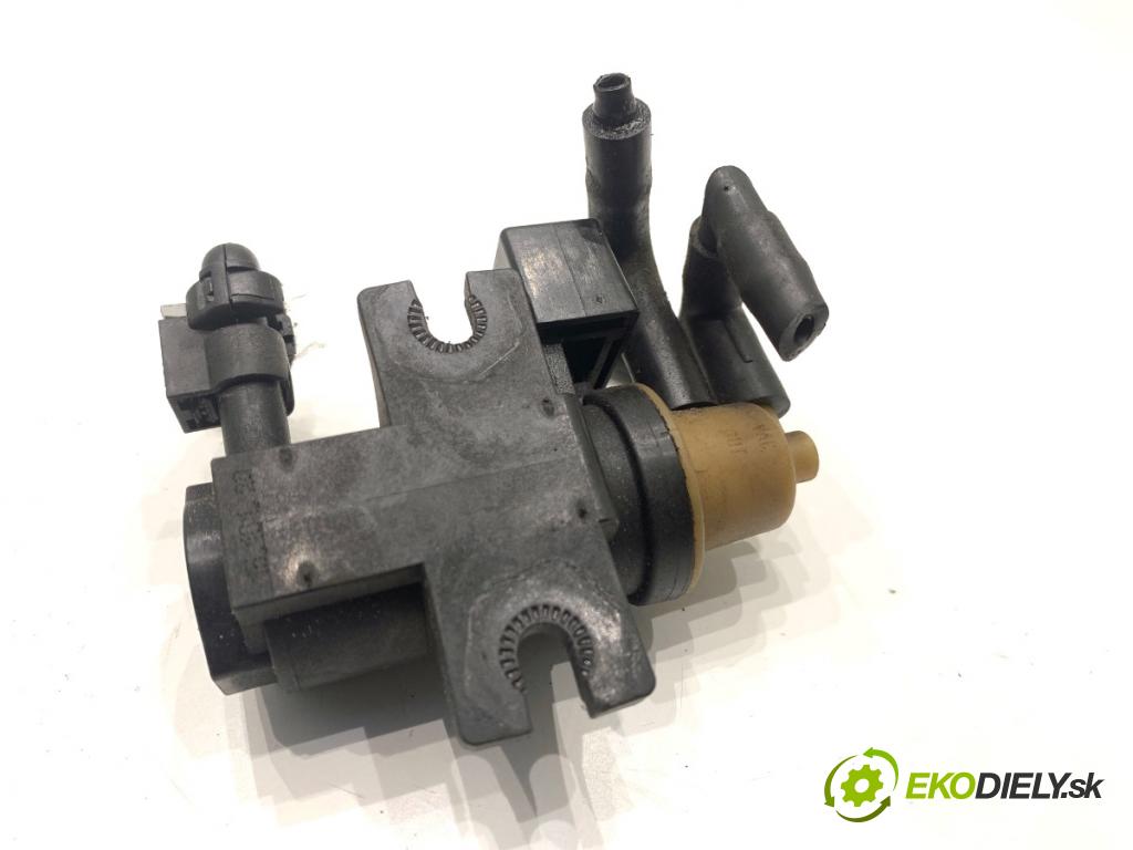 MERCEDES-BENZ W176 liftback 2015 90 kW A 180 (176.042) 1595 Ventil tlaku A0101531328 (Ventil)