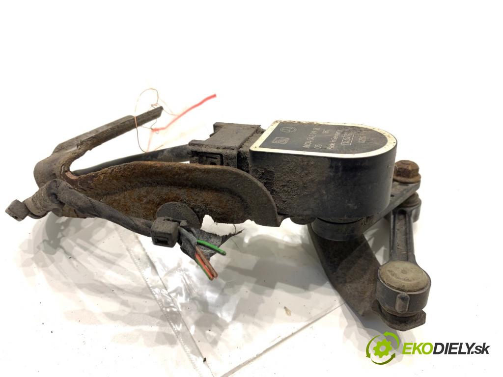 MERCEDES-BENZ W176 liftback 2015 90 kW A 180 (176.042) 1595 Snímač XENON A0045429918 (Snímač)