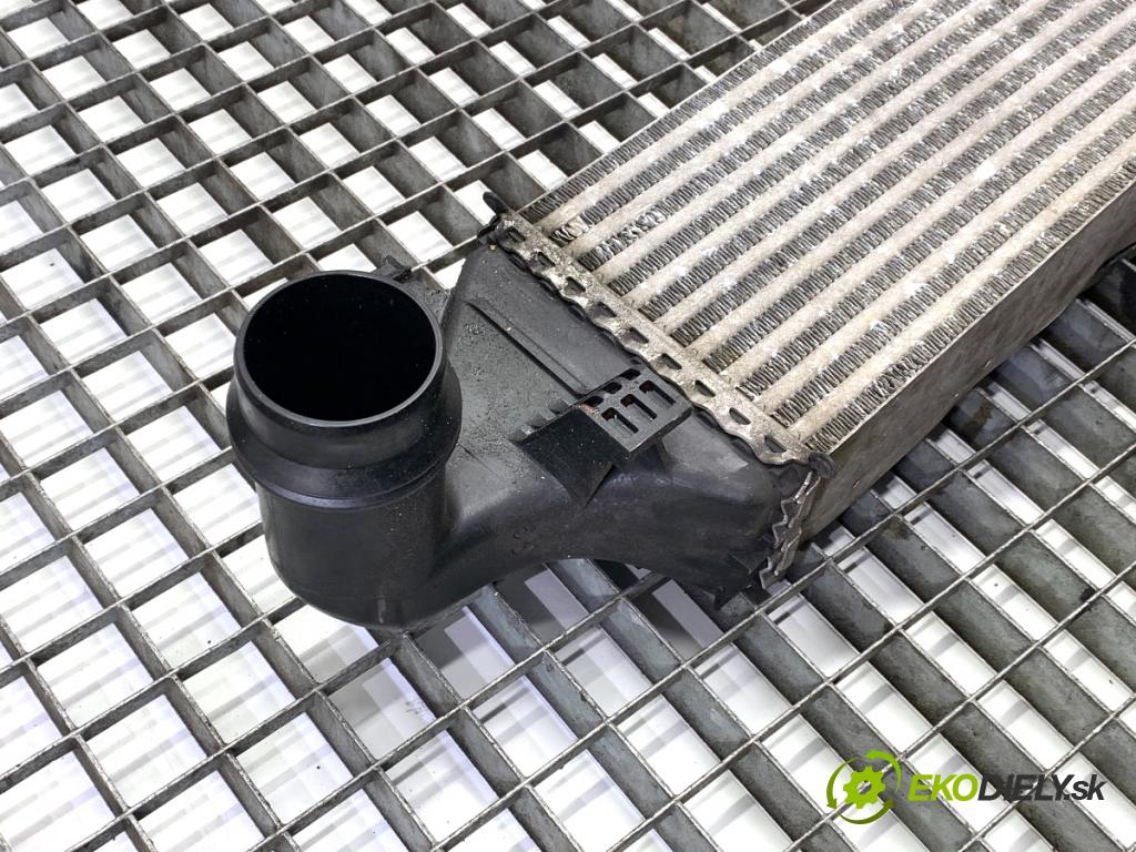 MERCEDES-BENZ W176 liftback 2015 90 kW A 180 (176.042) 1595 intercooler A2465000100 (Intercooler (chladič stlačeného vzduchu))