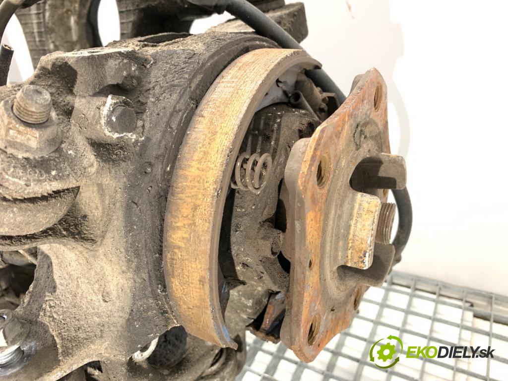 PORSCHE PANAMERA liftback 2010 294 kW 4.8 4S 4806 výztuha zadní část