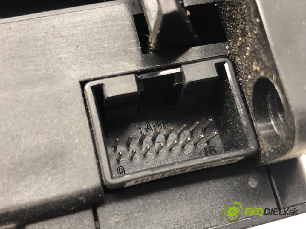 PORSCHE PANAMERA liftback 2010 294 kW 4.8 4S 4806 kulisa  (Řadicí páka (kulisa) )