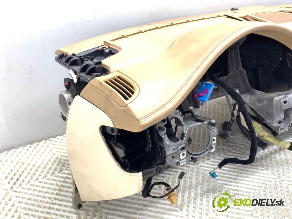 PORSCHE PANAMERA liftback 2010 294 kW 4.8 4S 4806 Palubná doska 97055232600 (Palubná doska)