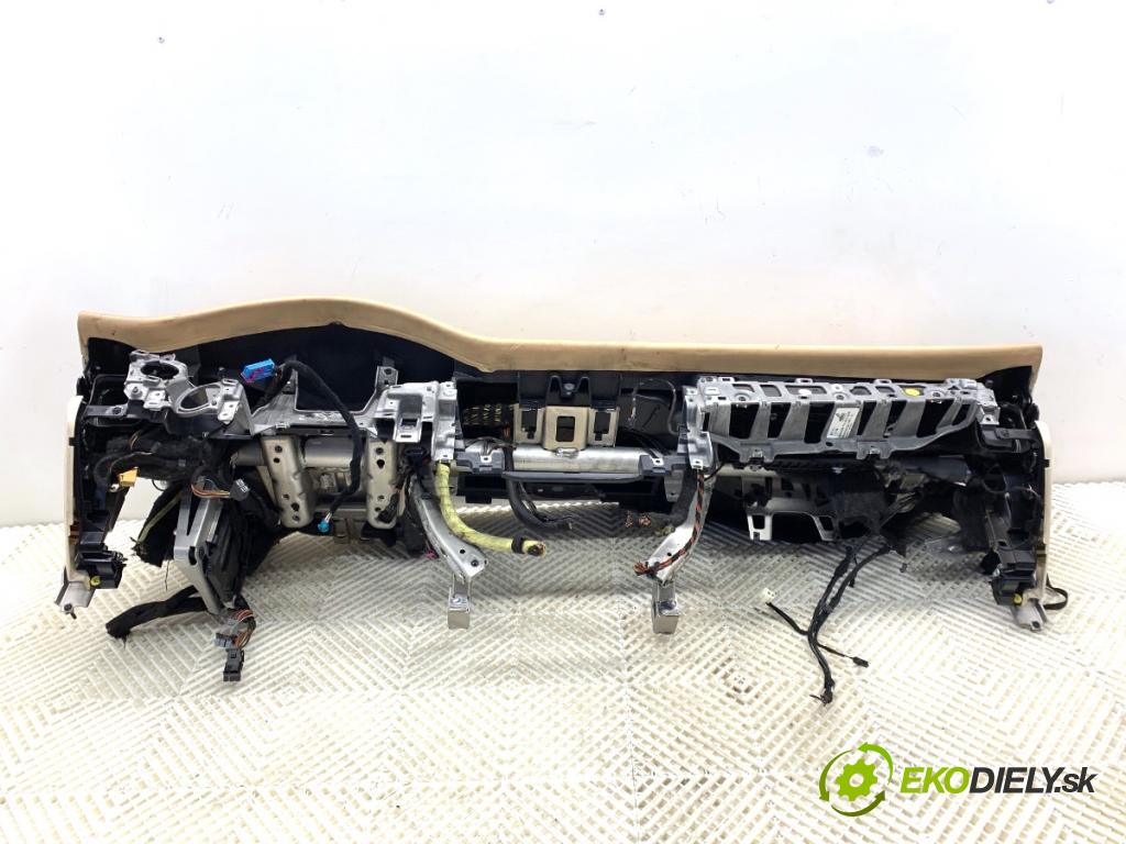 PORSCHE PANAMERA liftback 2010 294 kW 4.8 4S 4806 Palubná doska 97055232600 (Palubná doska)