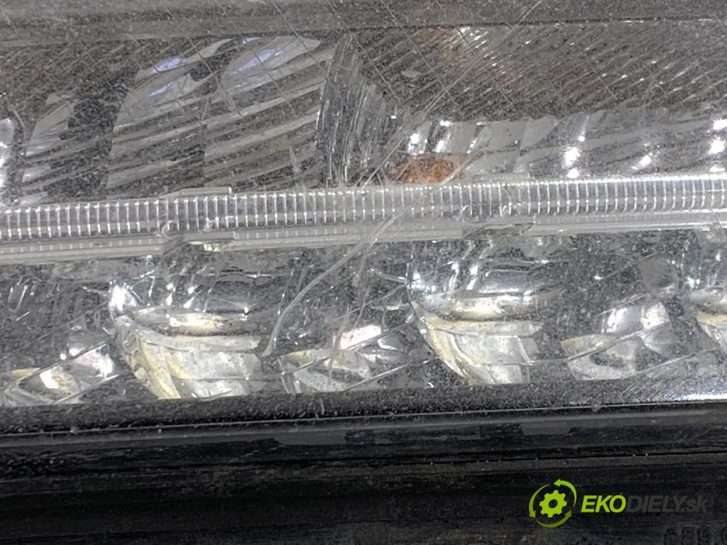 PORSCHE PANAMERA liftback 2010 294 kW 4.8 4S 4806 hmlové svetlo, hmlovka pravý přední část 97063108202