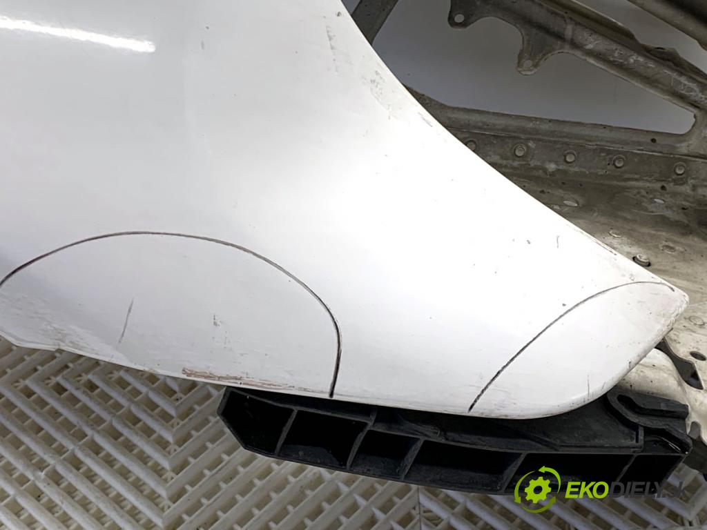 PORSCHE PANAMERA liftback 2010 294 kW 4.8 4S 4806 blatník pravý přední část