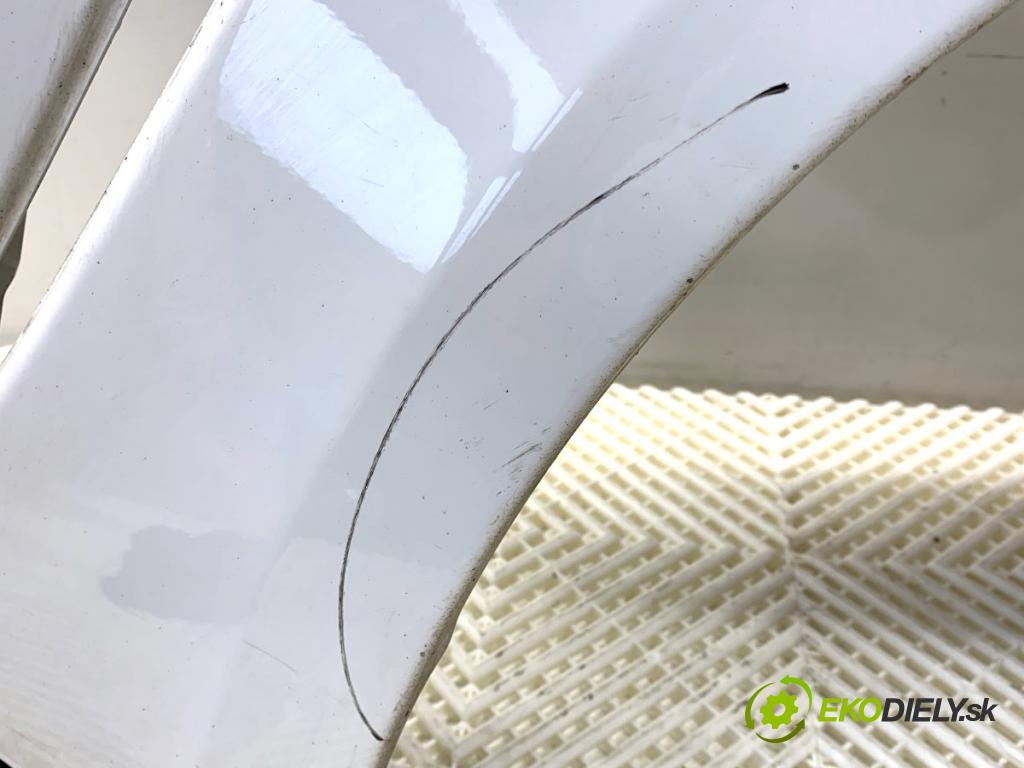 PORSCHE PANAMERA liftback 2010 294 kW 4.8 4S 4806 blatník pravý přední část