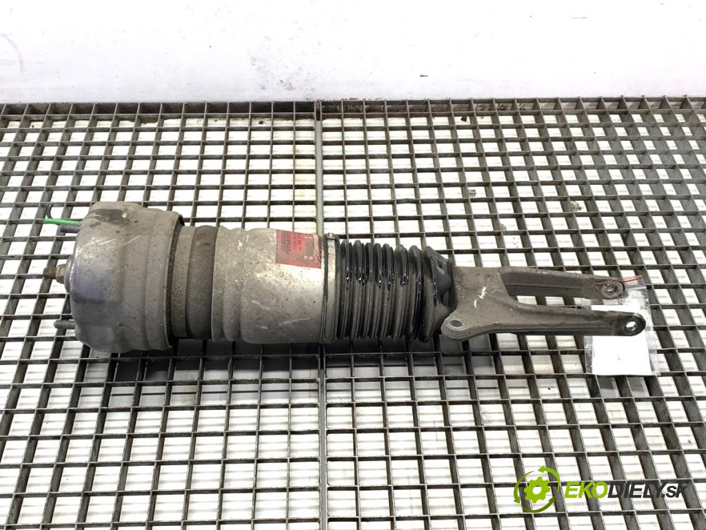 PORSCHE PANAMERA liftback 2010 294 kW 4.8 4S 4806 tlumič pravý přední část 