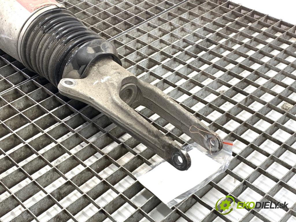 PORSCHE PANAMERA liftback 2010 294 kW 4.8 4S 4806 tlumič pravý přední část