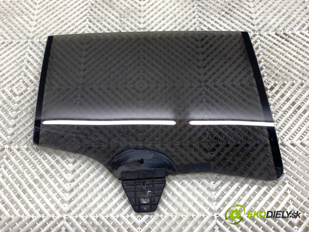 PORSCHE PANAMERA liftback 2010 294 kW 4.8 4S 4806 Okno pravy zad DVOJNÁSOBNÝ: 97054451205