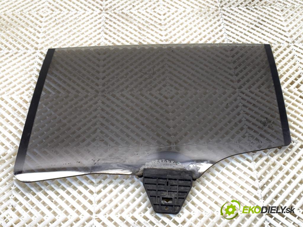 PORSCHE PANAMERA liftback 2010 294 kW 4.8 4S 4806 Okno ľavy zad DVOJNÁSOBNÝ: 