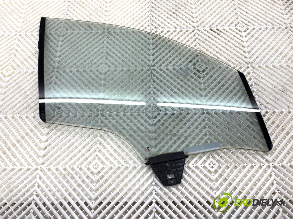 PORSCHE PANAMERA liftback 2010 294 kW 4.8 4S 4806 okno pravý přední část DVOJNÁSOBEK 97054251202