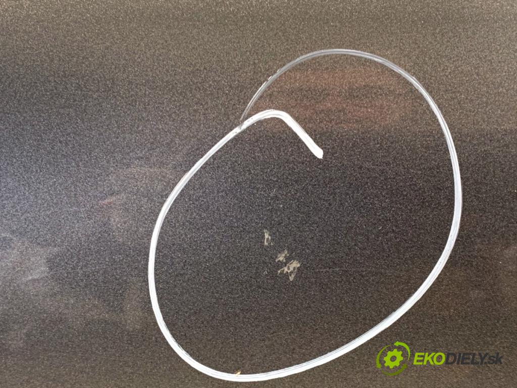 RENAULT ARKANA I SUV 2021 69 kW 1.5 E-TECH 145 1598 dveře levý zadní část TEKAD