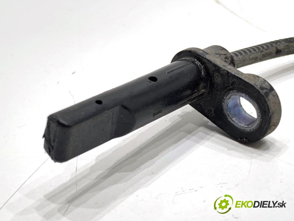 NISSAN QASHQAI J12 SUV 2024 103 kW 1.3 DIG-T 1332 Snímač ABS pravy predný