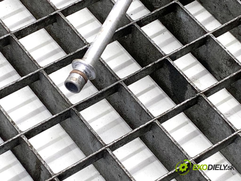 NISSAN QASHQAI J12 SUV 2024 103 kW 1.3 DIG-T 1332 rúrka klimatizace 924406UB4A (Trubka klimatizace)