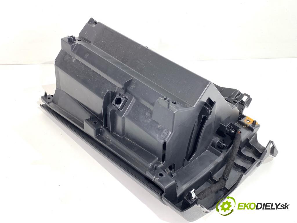 NISSAN QASHQAI J12 SUV 2024 103 kW 1.3 DIG-T 1332 Priehradka, kastlík spolujazdca  (Priehradka (kastlík))