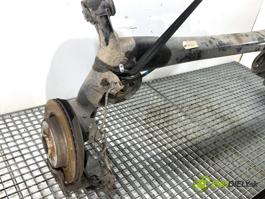 NISSAN QASHQAI J12 SUV 2024 103 kW 1.3 DIG-T 1332 výztuha zadní část 555016RN0D