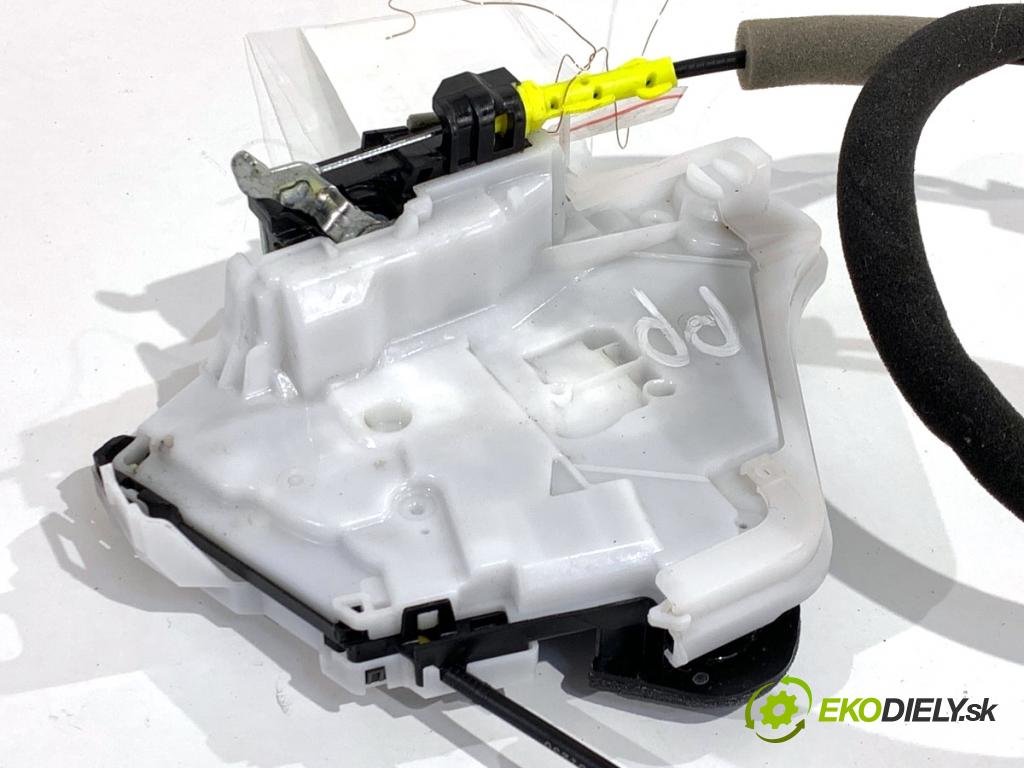 NISSAN QASHQAI J12 SUV 2024 103 kW 1.3 DIG-T 1332 zámok dveře pravý přední část 80500-6UA0A