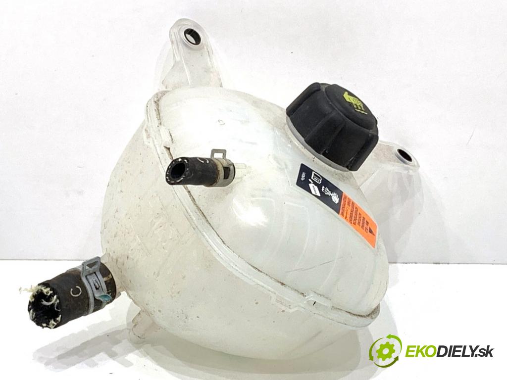 NISSAN QASHQAI J12 SUV 2024 103 kW 1.3 DIG-T 1332 nádržka vyrovnávací kapaliny chadicího 