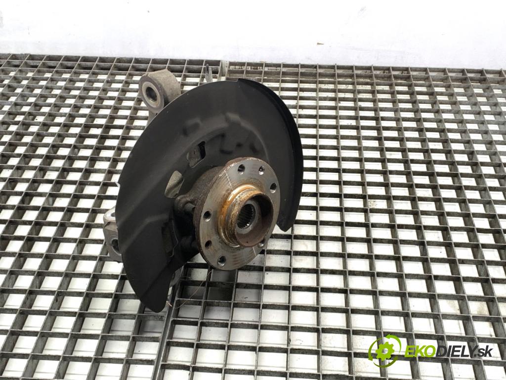 NISSAN QASHQAI J12 SUV 2024 103 kW 1.3 DIG-T 1332 náboj pravý přední část 