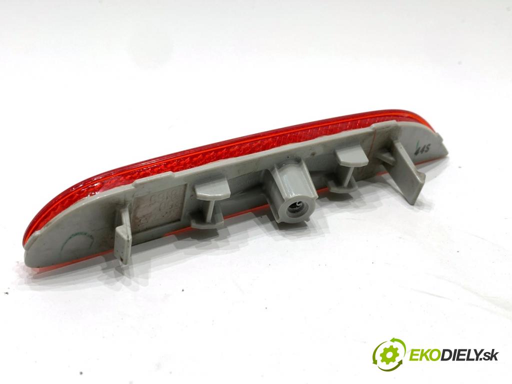 NISSAN QASHQAI J12 SUV 2024 103 kW 1.3 DIG-T 1332 světlo nárazníka levý zadní část 25018165