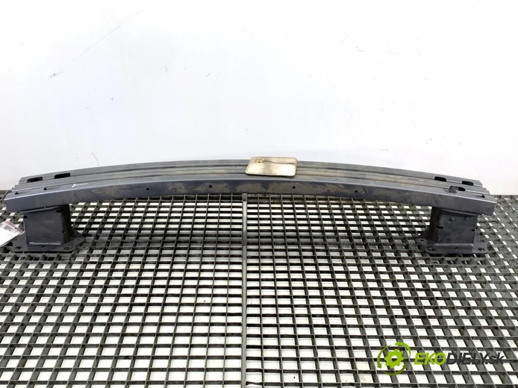 NISSAN QASHQAI J12 SUV 2024 103 kW 1.3 DIG-T 1332 výztuha nárazníka zadní část  (Zadní výztuha)