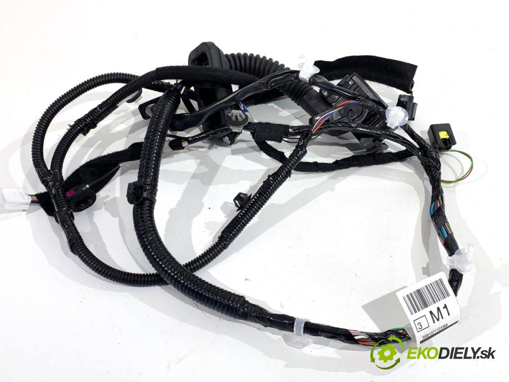 NISSAN QASHQAI J12 SUV 2024 103 kW 1.3 DIG-T 1332 káblovačka dveře přední část pravý 24124HN14E