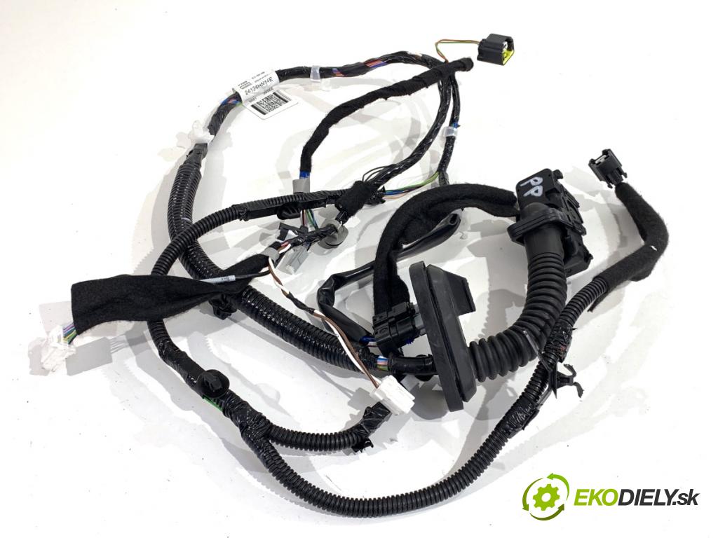 NISSAN QASHQAI J12 SUV 2024 103 kW 1.3 DIG-T 1332 káblovačka dveře přední část pravý 24124HN14E