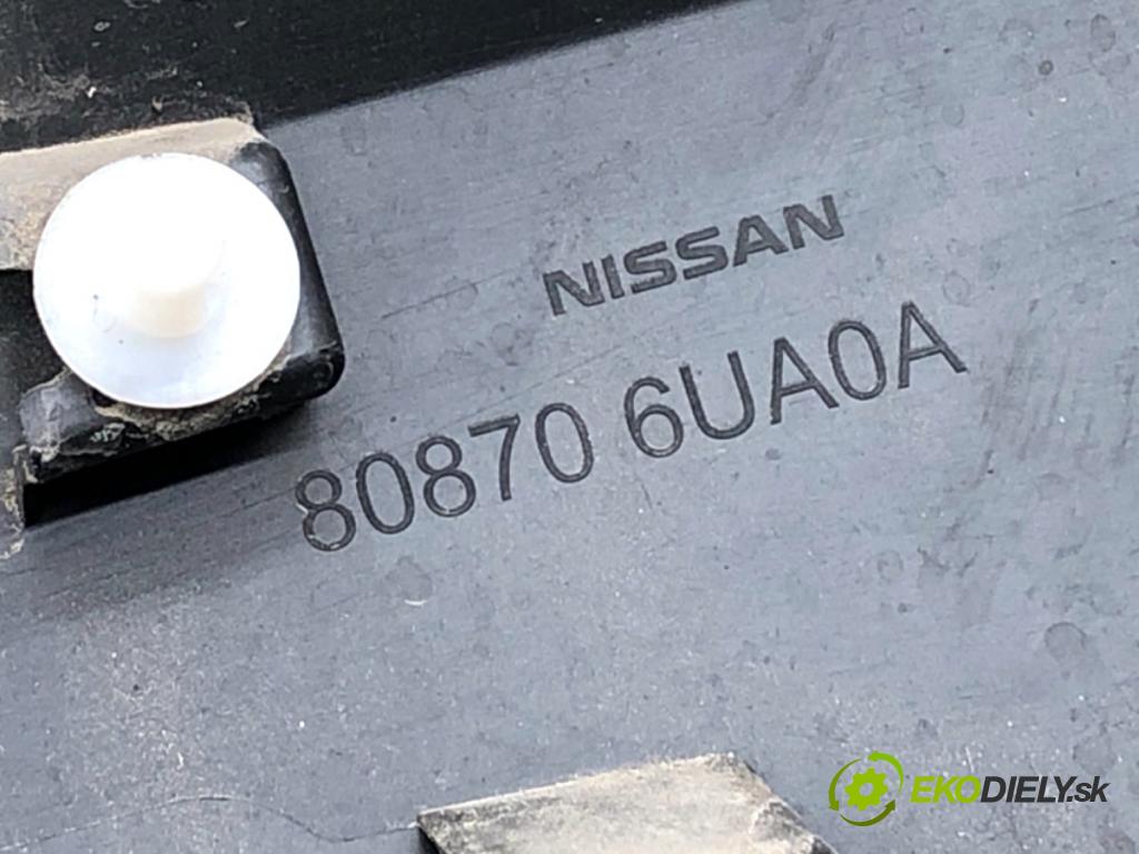 NISSAN QASHQAI J12 SUV 2024 103 kW 1.3 DIG-T 1332 lišta dveře pravý přední část 80870-6UA0A